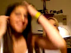 Two Teen Lesbians Kissing On Webcam