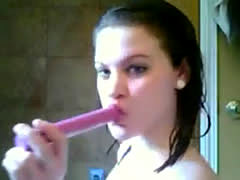 Cute Teen Masturbating In Her Shower