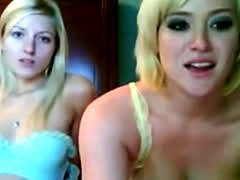 Blondie Shows Tatoo On Webcam