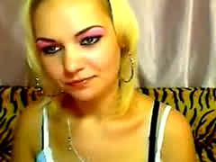 Blonde Romanian On Webcam With A Candy Pussy That'