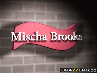 Brazzers - Dirty Masseur - Mischa Brooks and Keiran Lee -  In His Capable Hands