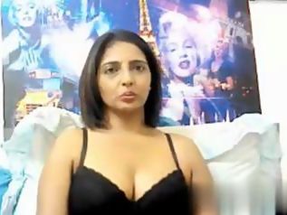 Busty Indian MILF stripping and showing off on web cam