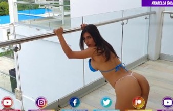 Ejercicios en Bikini Celeste Anabella Galeano