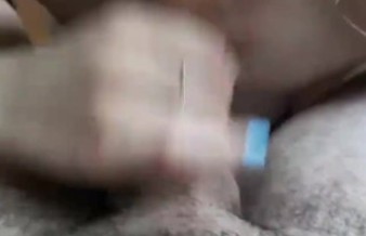 YOUNG WIFE BLOWJOB AND DEEPTHROAT BIG DICK/ CUMSHOT IN MOUTH AND ON FACE