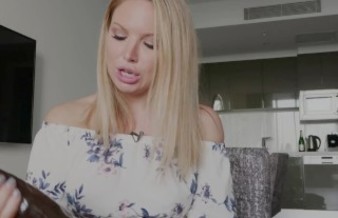 Madison Missina Unboxes Sex Toy - Cockzilla