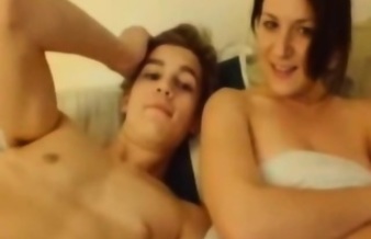 19yo Cute Couple Has Cowgirl Sex On Web Cam