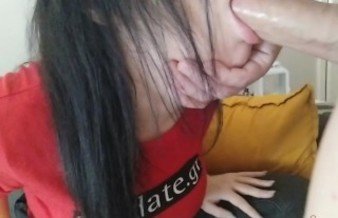 Blowjob and facial is the best present for Valentine's Day! Greek amateur