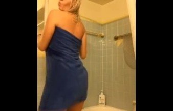 Periscope blonde dances in towel and flashes at the end