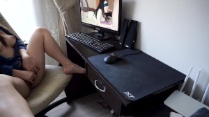 Found deepthroat porn on step brother's computer could not resist and cum