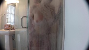 Kendra Sample Big Bouncy Boobs in Shower