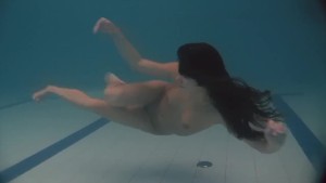 Beautiful exquisite body teen Natalia Kupalka swimming naked