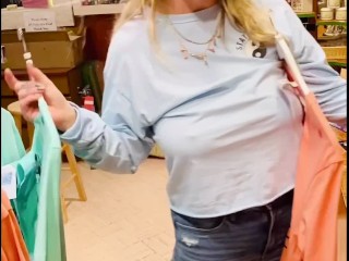 Amateur MILF takes the CUM walk in the mall