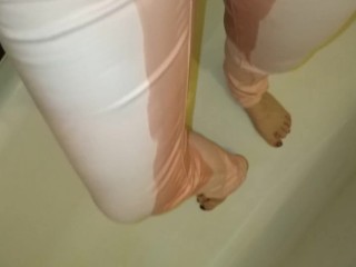 hairy pussy pissing in the pink yeans