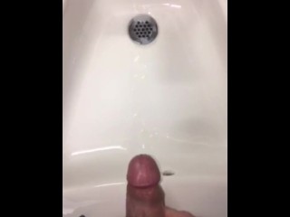 So Horny at work Thanks to a Special somebody Had no choice but to Cum fast