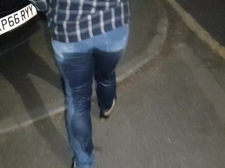 Alice wetting my jeans in public! So daring! Almost caught! ;)