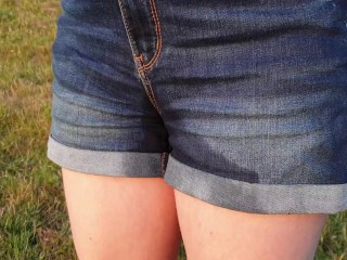 I wanted to pee in my jean shorts on a walk outdoors ;)