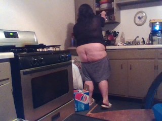 white fat girl buttplug in the kitchen pt 2