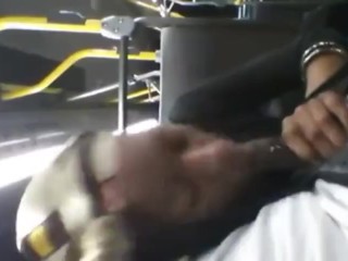 I suck my friend in the bus, he makes a big cumshot on my face !