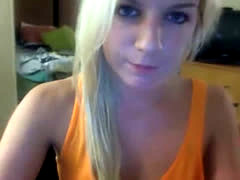 Hot Blond Jilling On Cam
