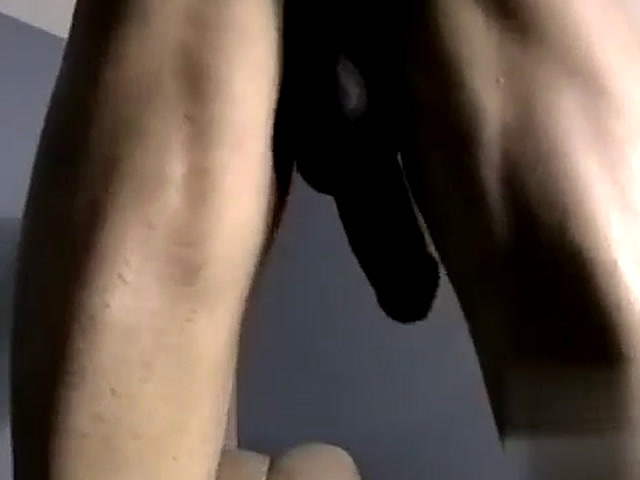 Amateur gay video Hung Bi Guy Dee Gets Some Cock