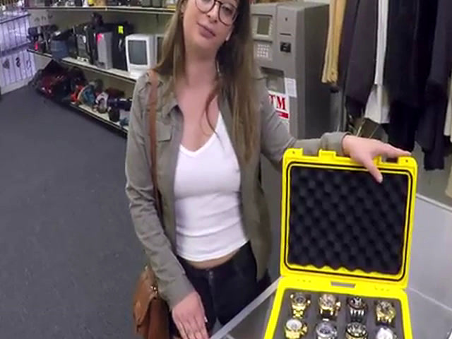 Fucking a Woman From France In the Pawnshop