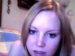 Sexy Christine Posing For Webcam
