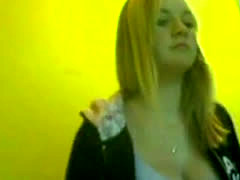 Blonde Teen Stripping And Bating