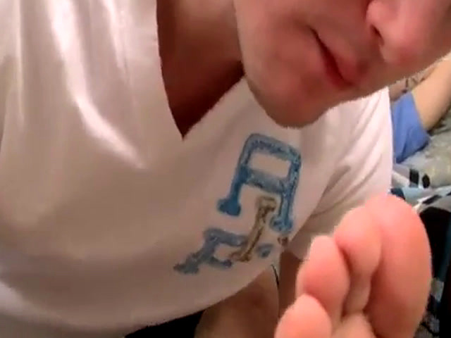 Cute boys toes gay snapchat Cum Loving Boys Foot Fun