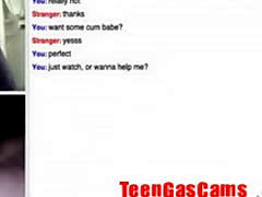 Omegle Big Tits Camgirl Plays With Herself