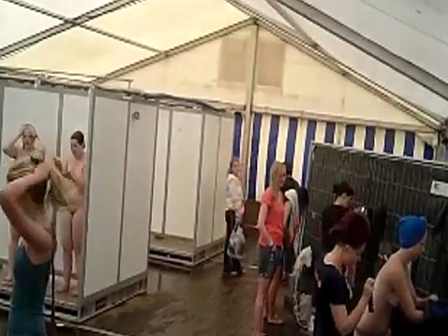 spying many amateurs milfs in a public shower