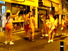 Hooters Girls Entertained By Drunk Naked Guys In S