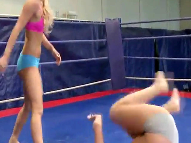 Pussylicking babes enjoy wrestling 